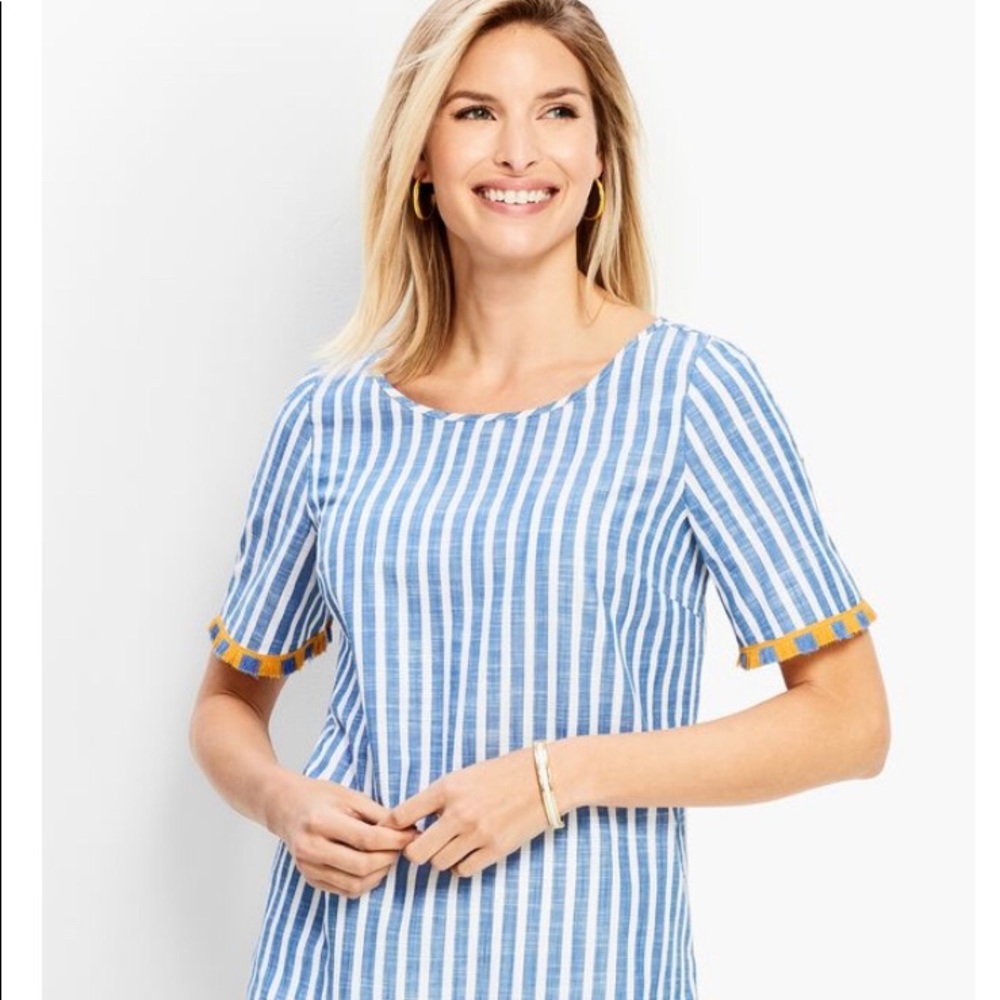 Short sleeve top